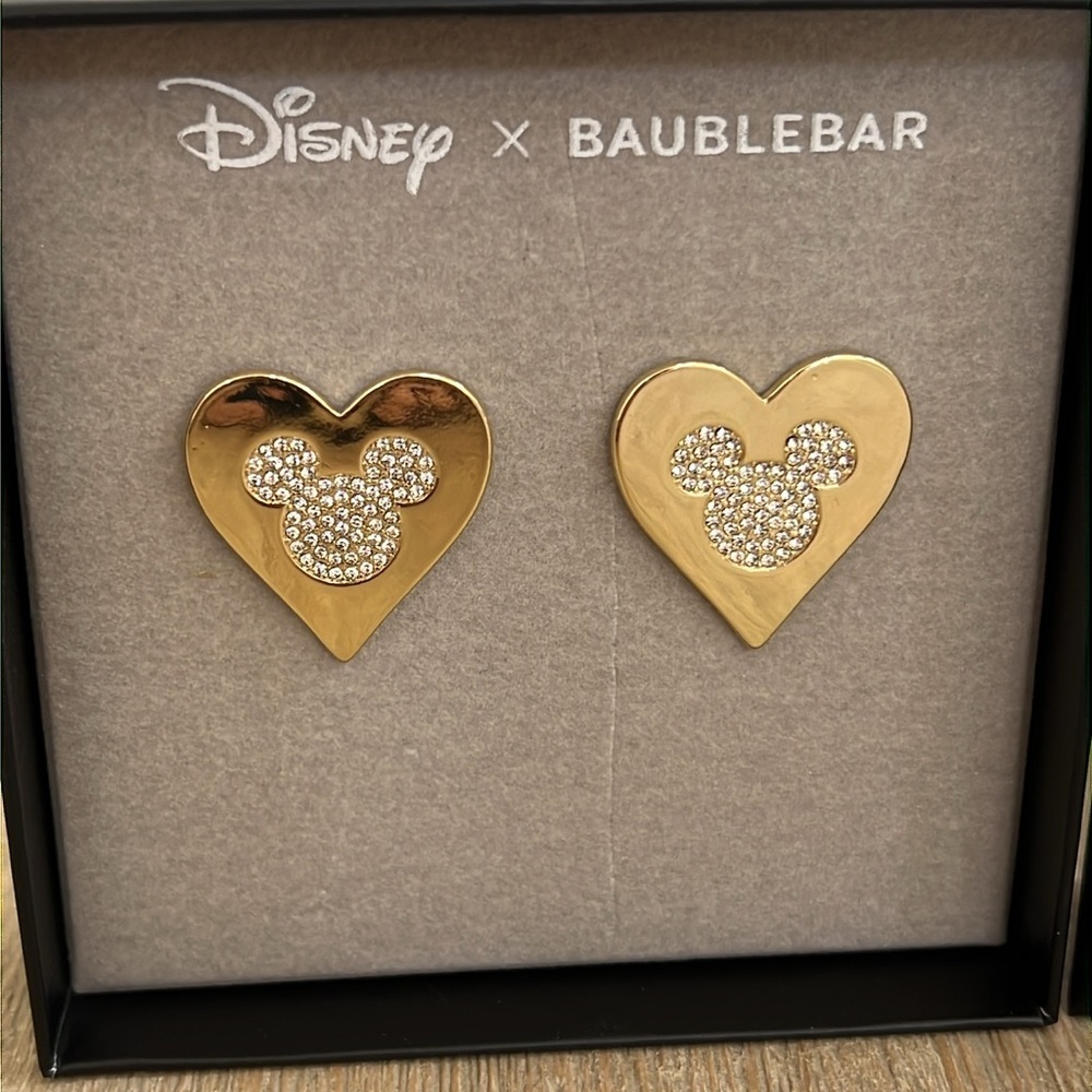 Disney x Baublebar Mickey Mouse Heart Earrings Cubic Zirconia - Picture 4 of 6